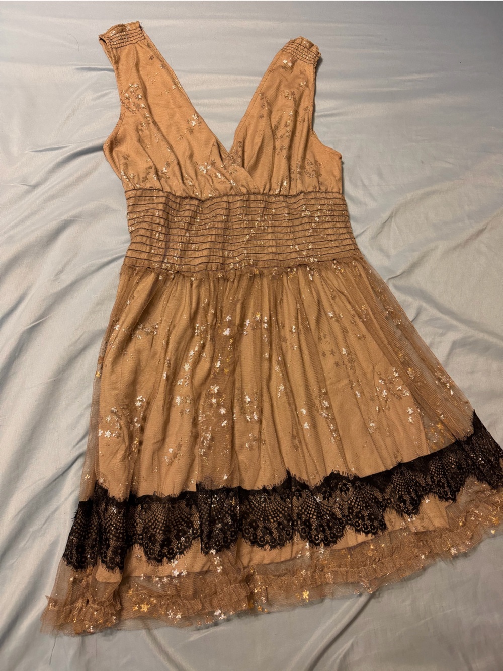 Pinky Tan Gold Star-Embellished Lace-Trim V-Neck Chemise